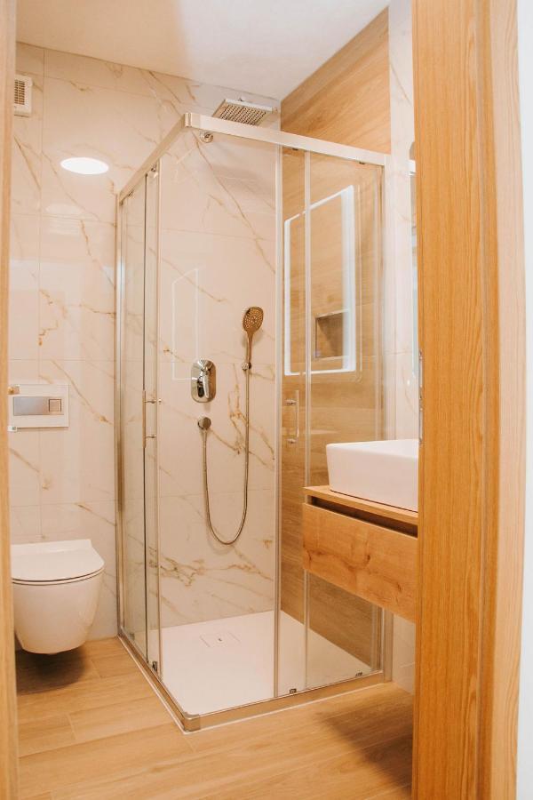 Apartmaji Ursic Kobarid Buitenkant foto